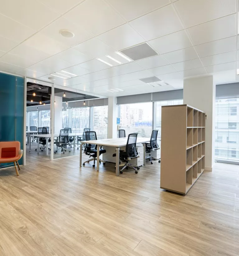 Flexibilidad en diseño y configuración de layout.