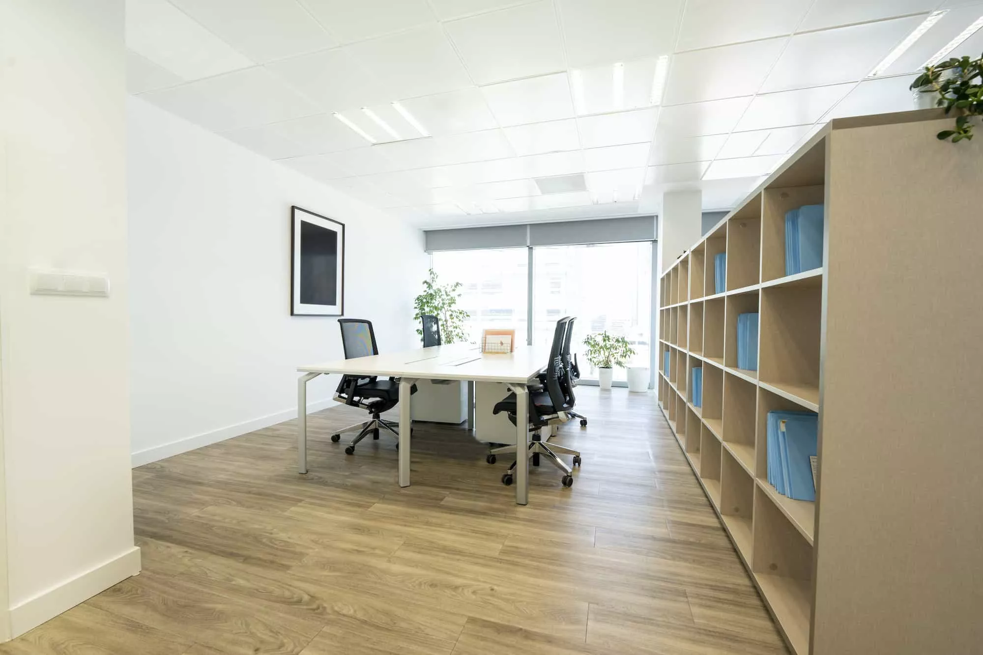 Oficinas con salas de reuniones privadas