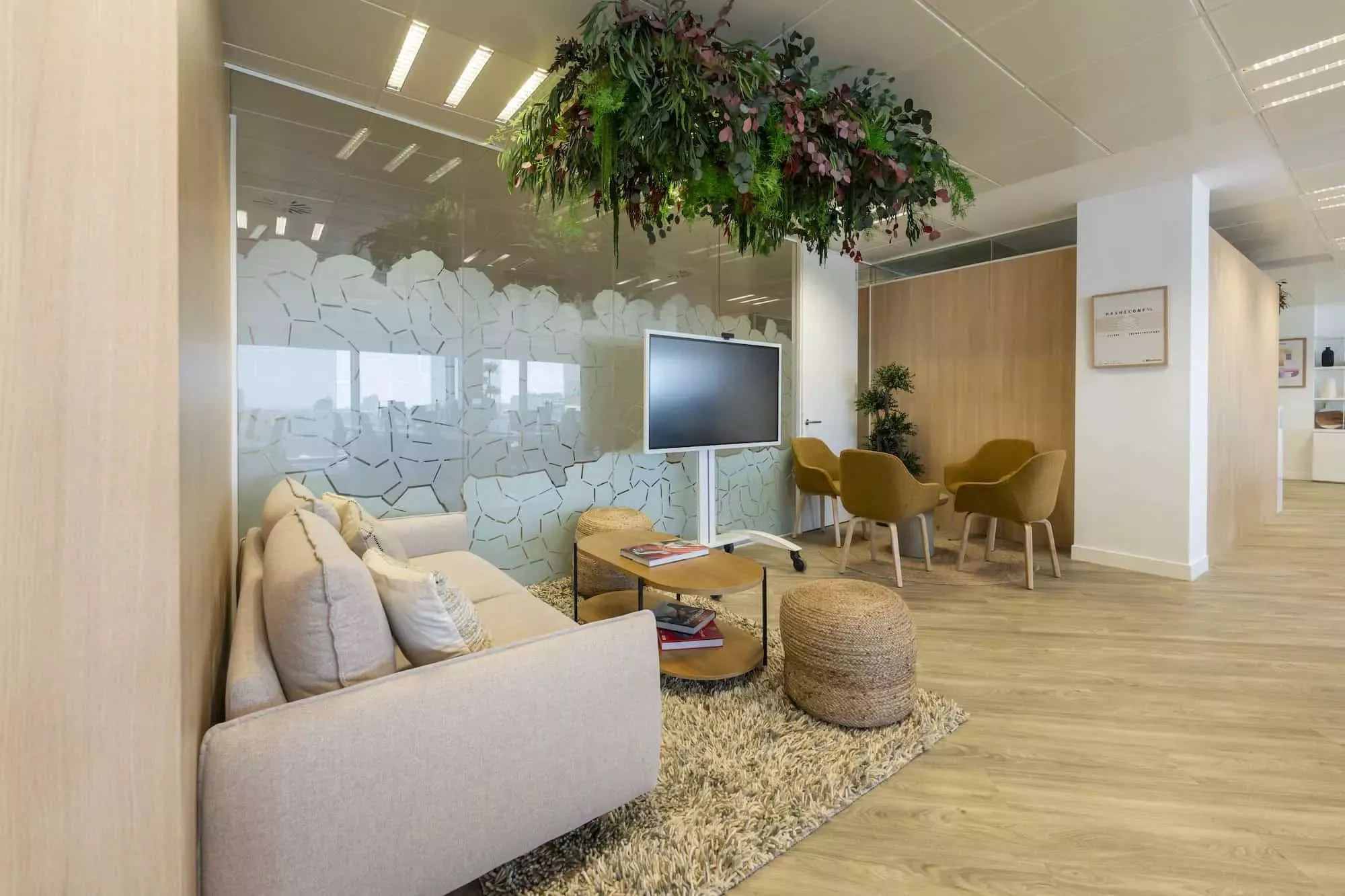 Oficina amb espais de descans