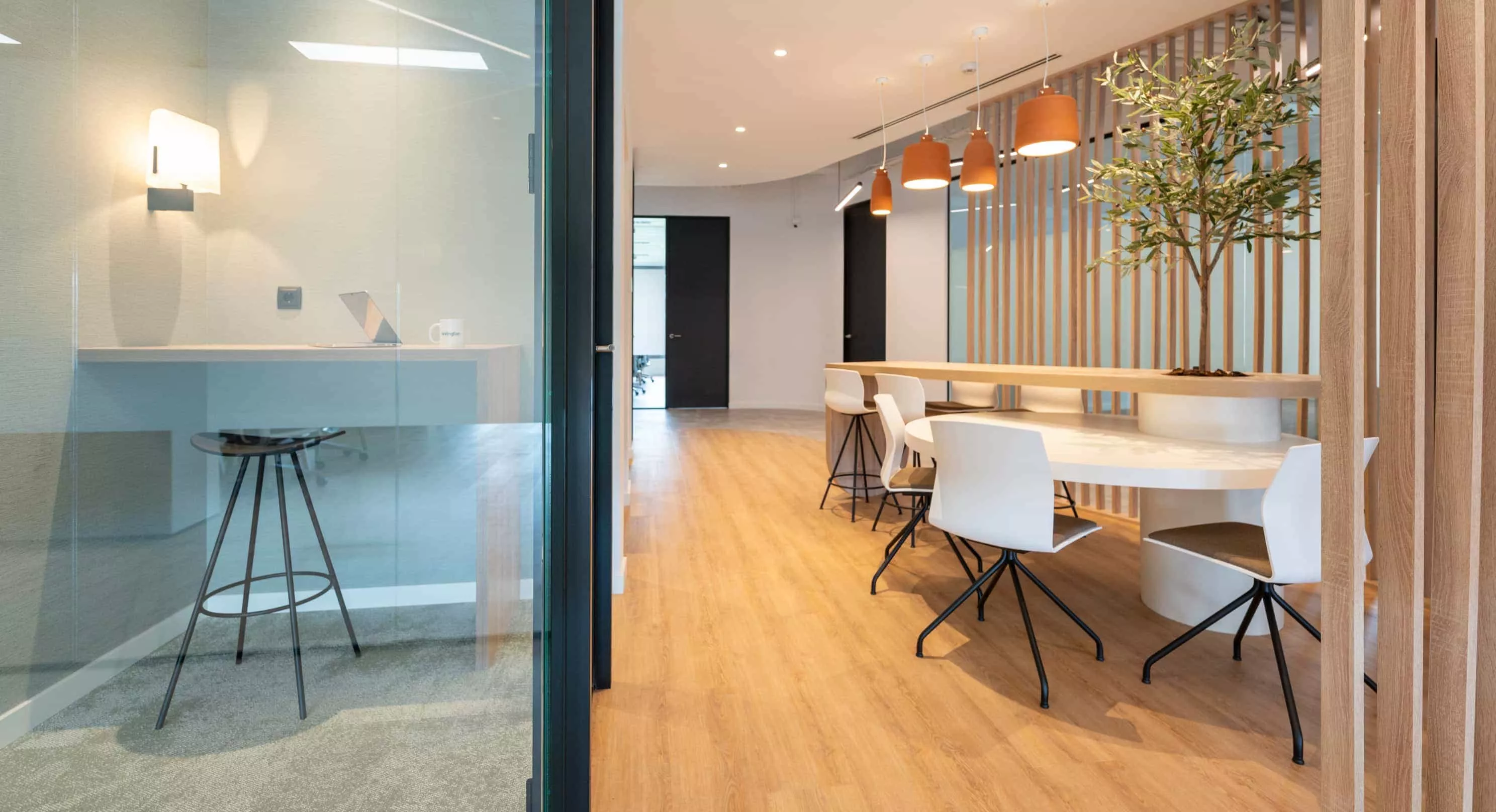 Coworking amb espais de treball compartit