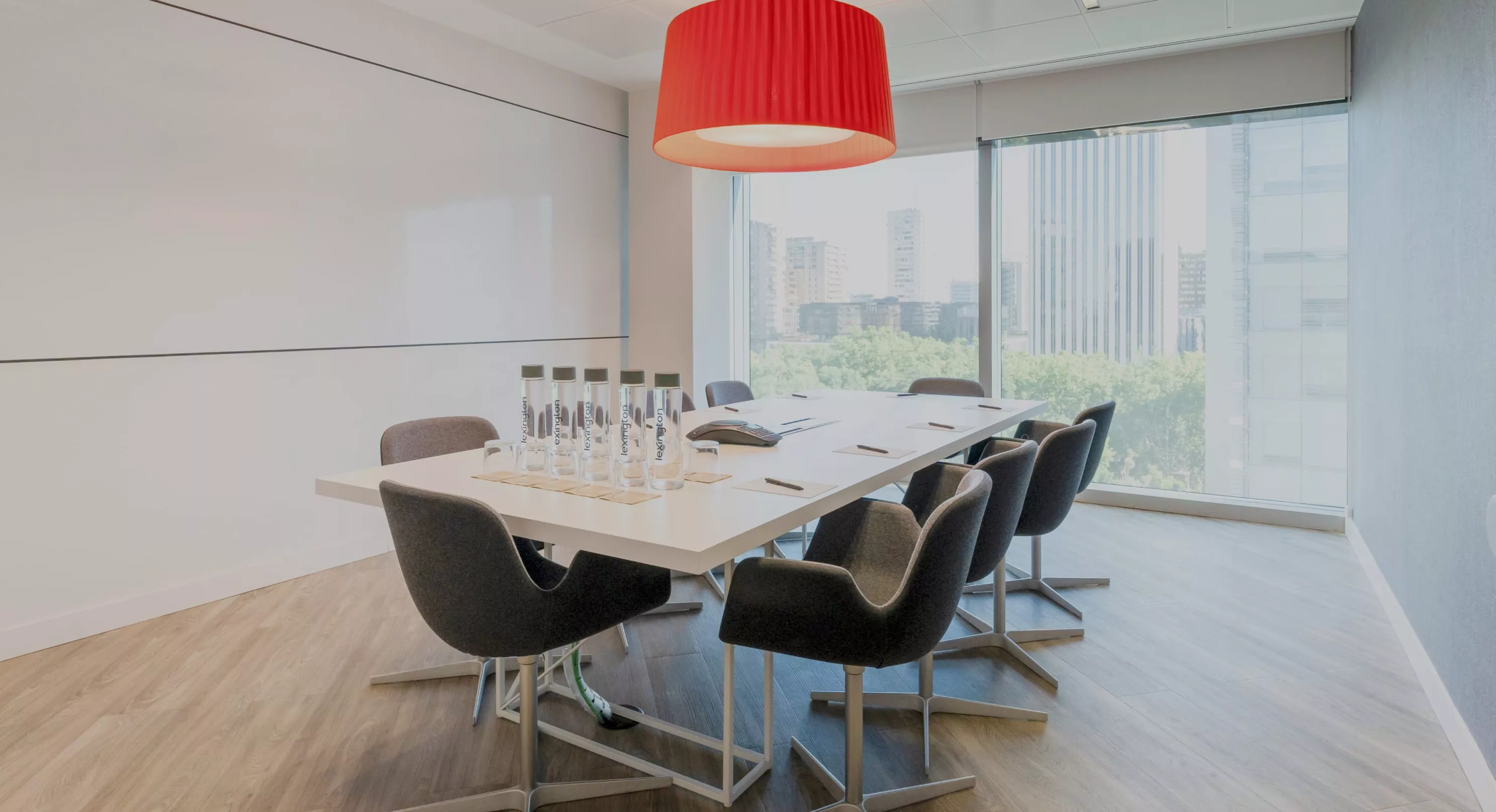 Alquiler de espacios y  salas de de reuniones en Madrid para empresas