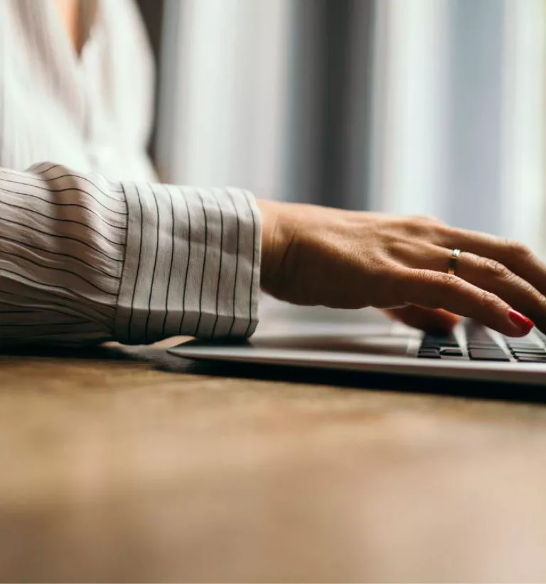 ¿En qué se diferencian la domiciliación de sociedades y la oficina virtual?