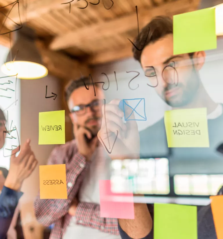 Com plasmar l’ identitat corporativa del teu negoci a la teva oficina?