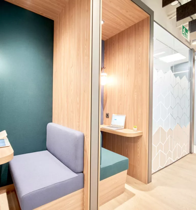 Apostar per un model híbrid: teletreball i treball presencial