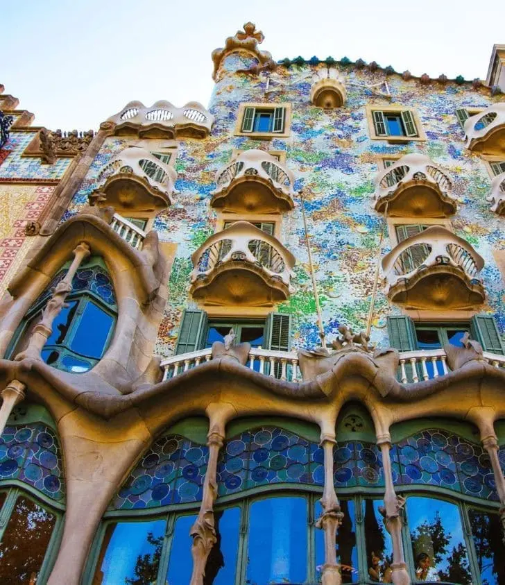Coworking en pleno centro frente a la emblemática Casa Batlló