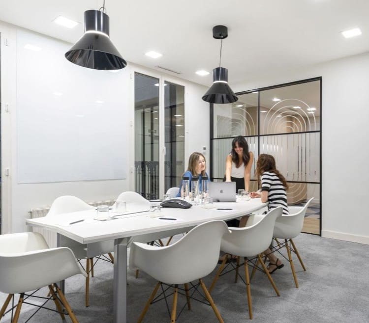 Sales per a tallers a Barcelona